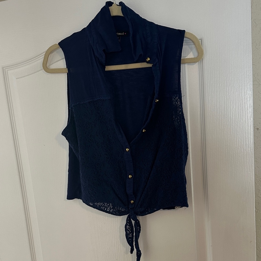 Heart Soul Navy Lace Tie-Front Sleeveless Blouse